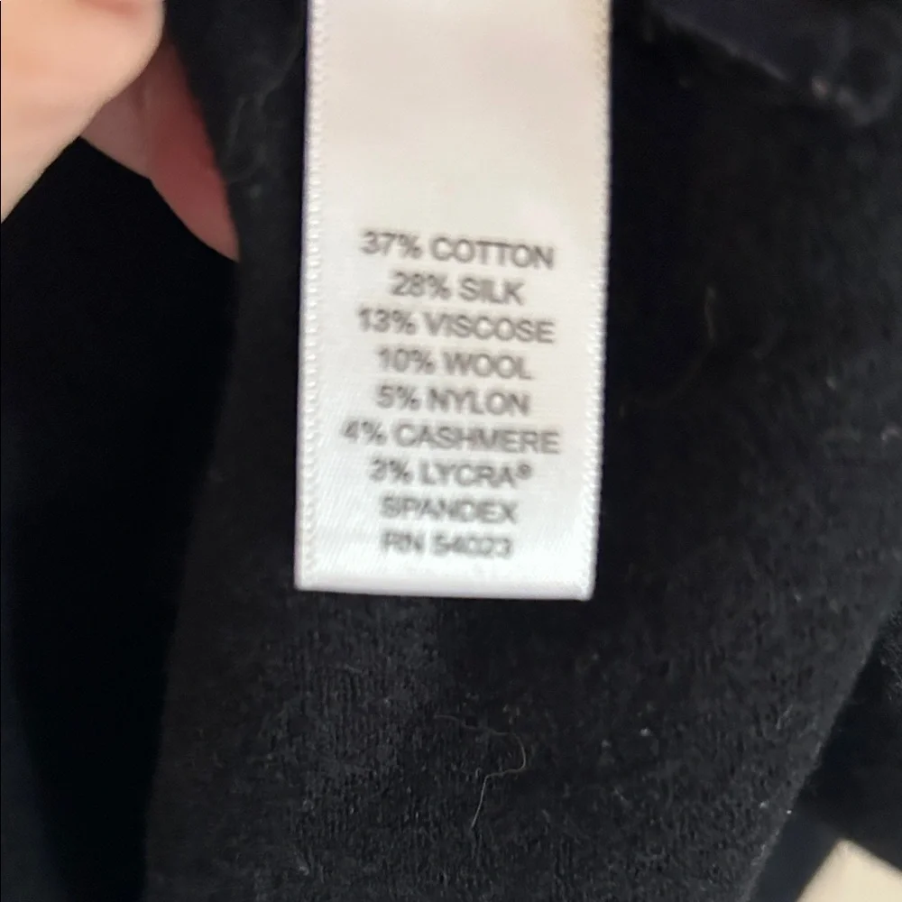 Banana Republic Black Short Sleeve Sweater - Picture 6 of 6